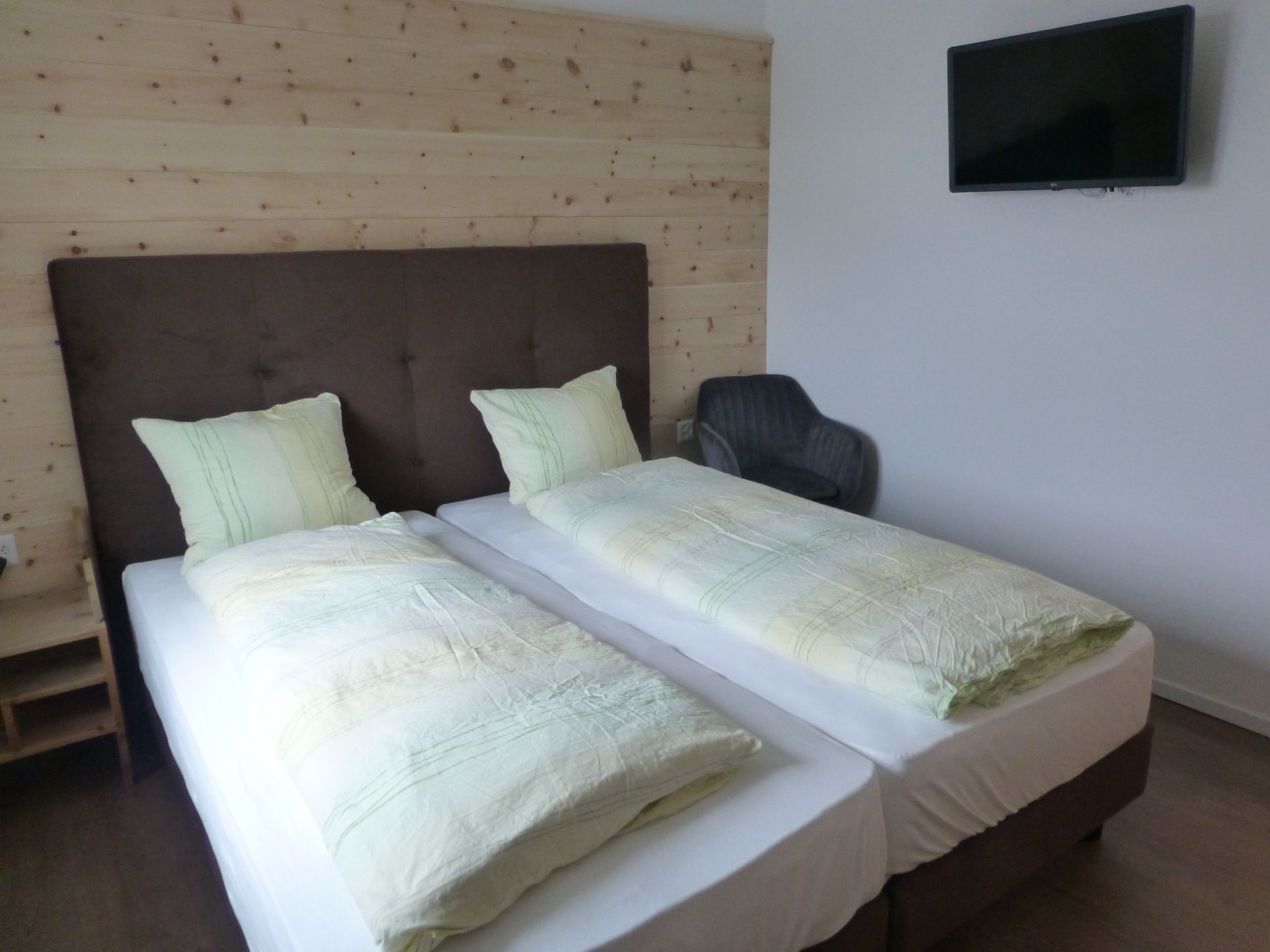 Doppelzimmer - Hotel Süsom-Givè