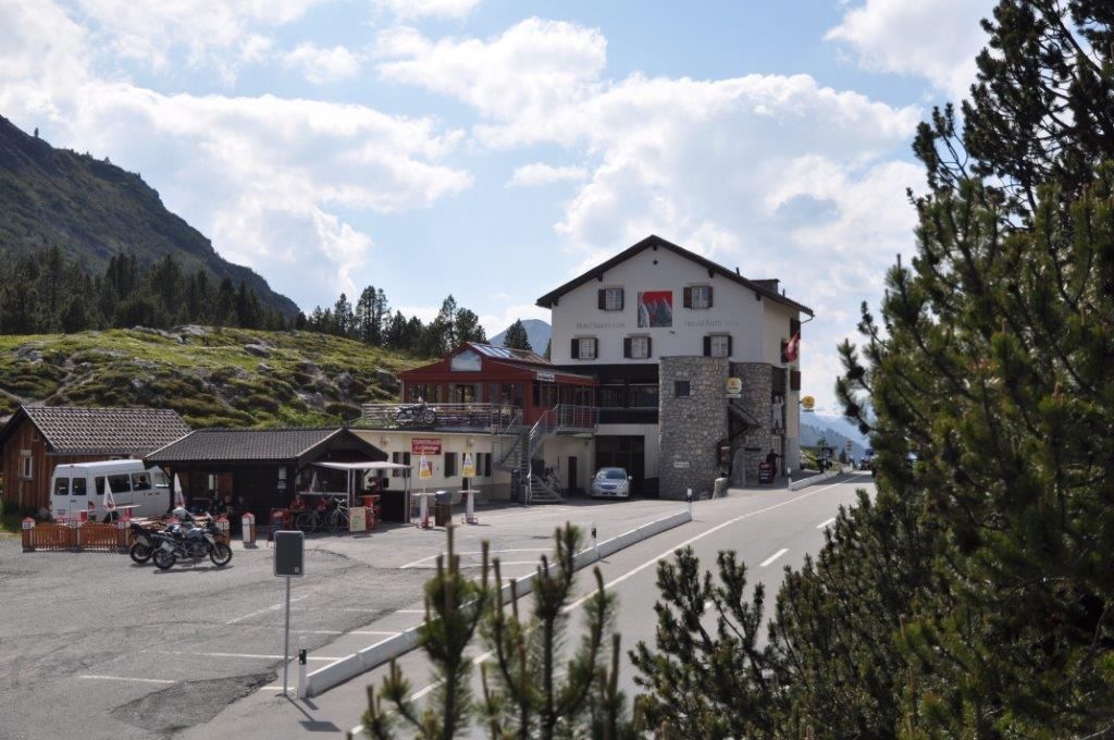 Hotel - Hotel Süsom-Givè - Tschierv