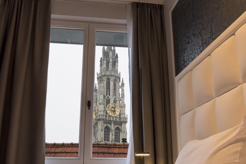 rubens window.jpg