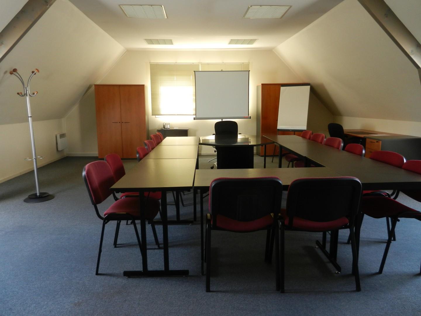 Salle de réunion - Domiciliation et location de bureaux