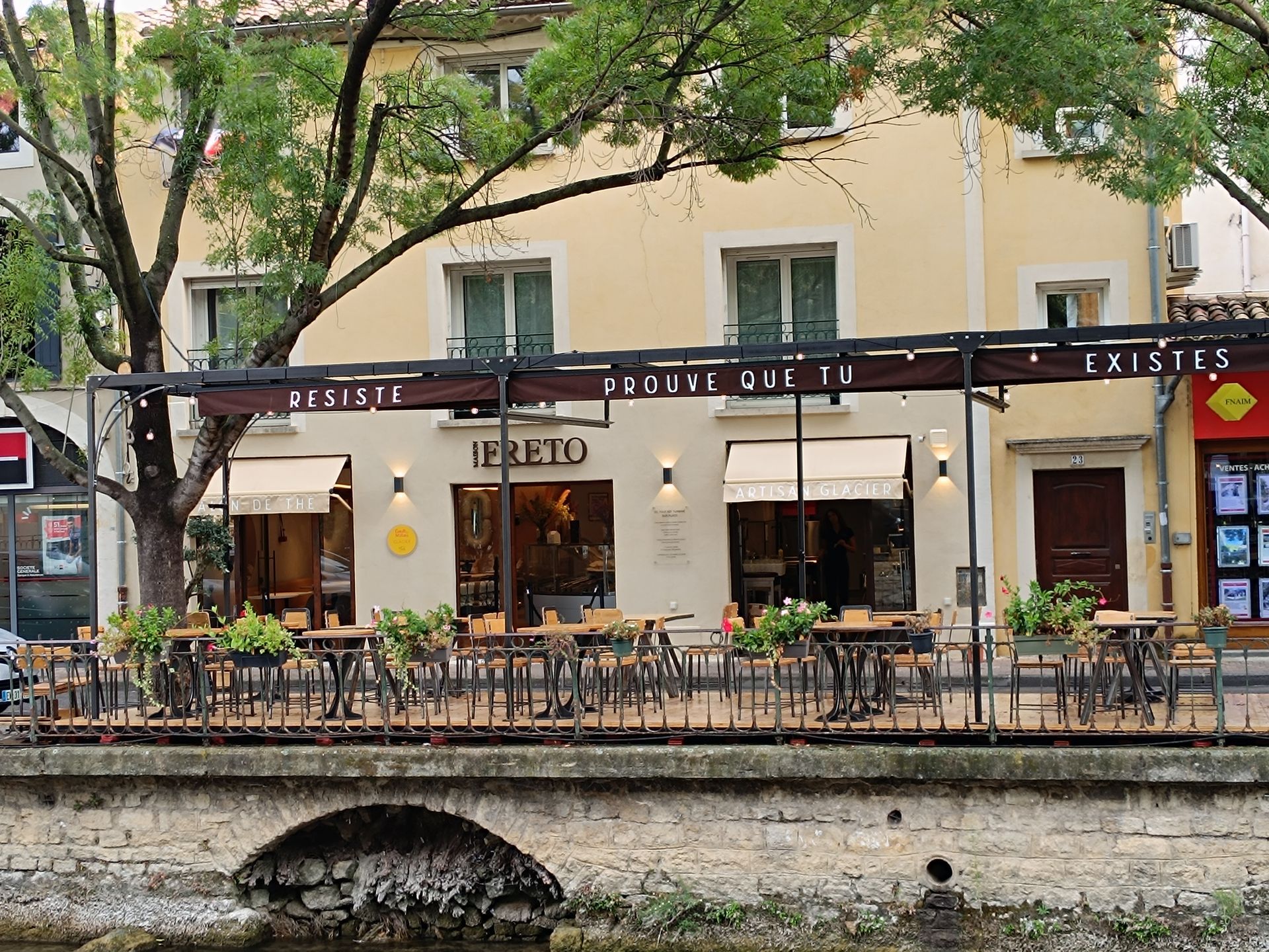 Stores terrasse restaurant