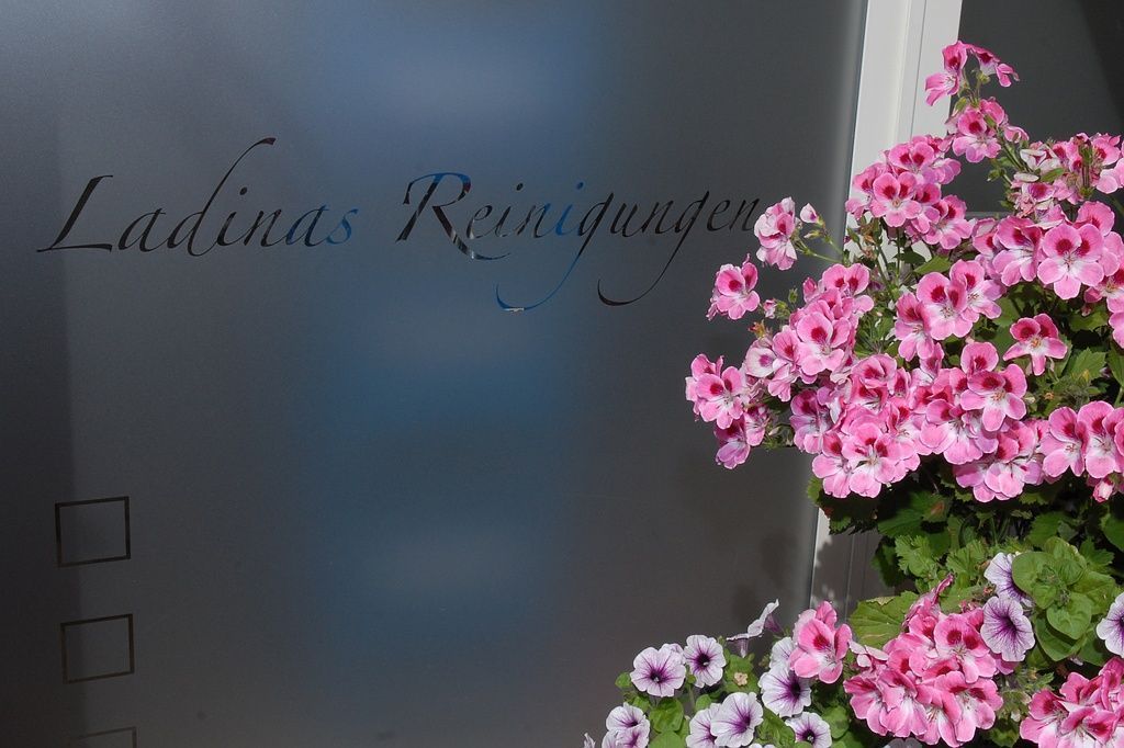 Ladinas Reinigungen GmbH