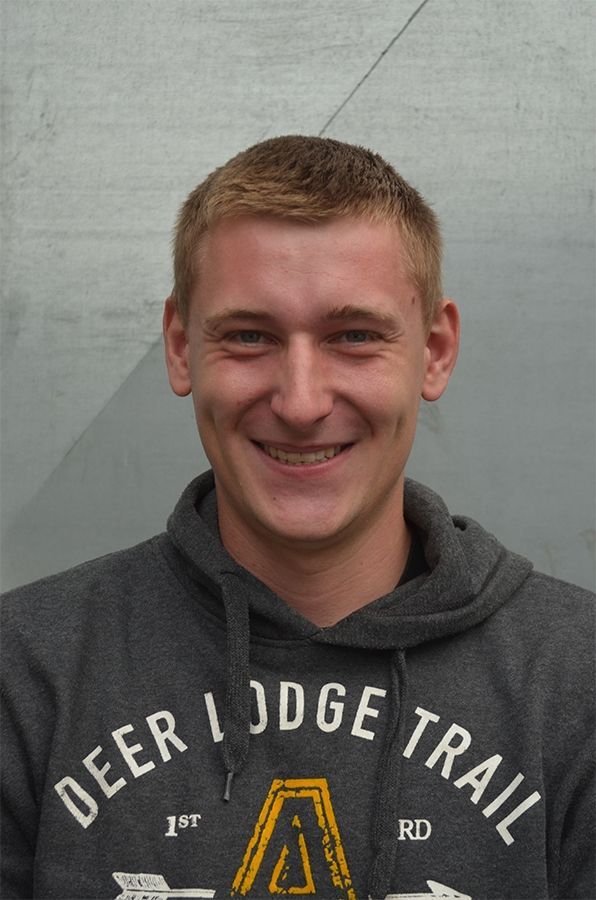 <b>Eike Vog</b> <br/>
Dachdeckergeselle