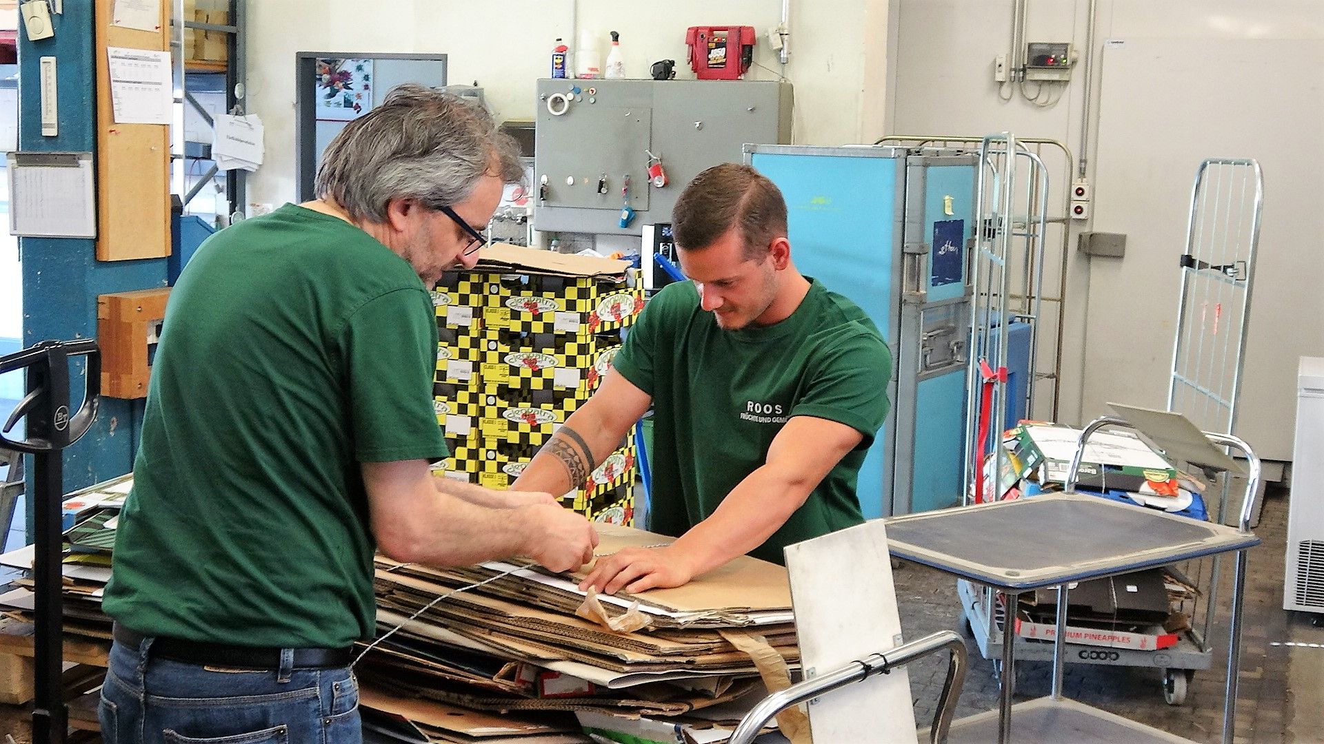 Frische Früchte - Roos Früchte, Gemüse und Tiefkühlprodukte Adliswil