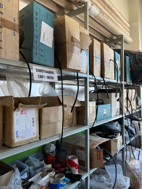 Tiivisteitä Laaksojen Konekirppiksellä.