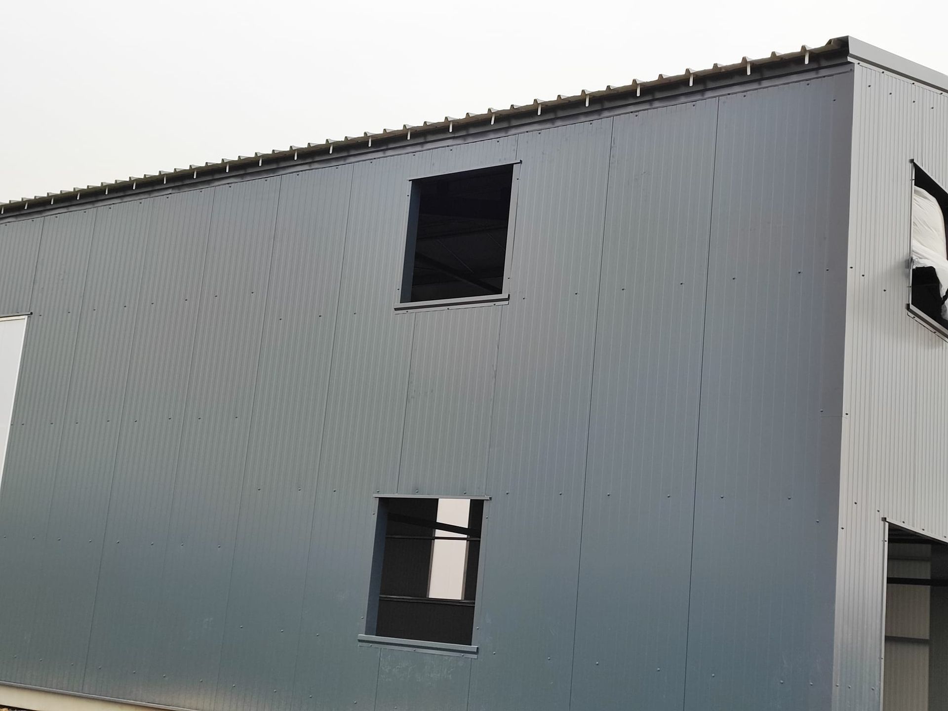 Bâtiment industriel en tôle