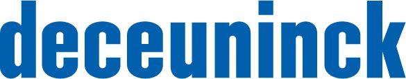 La palabra Deceuninck está escrita en azul sobre un fondo blanco.