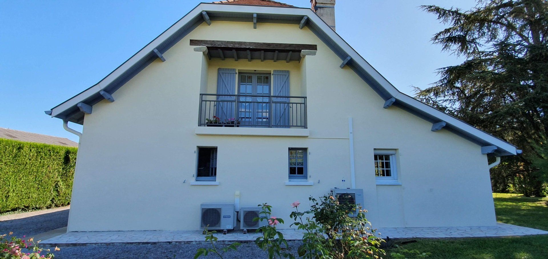 Maison délabrée après