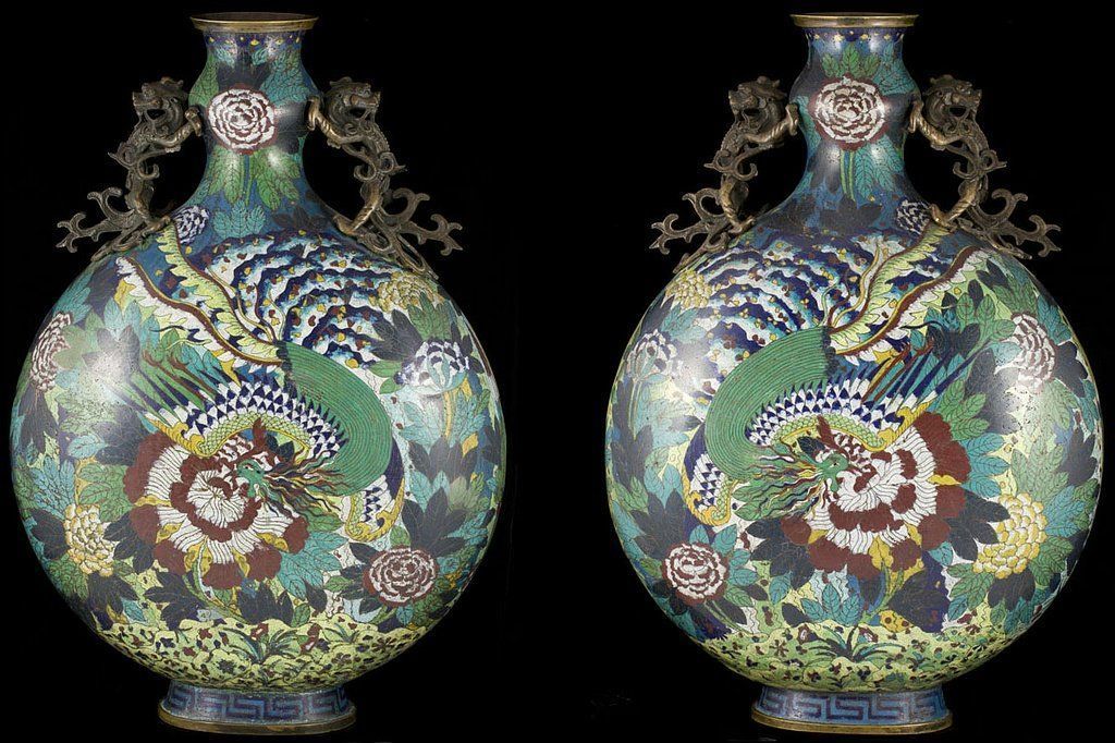 Deux vases japonais