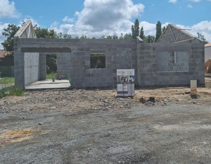 Construction d'une maison avec des parpaings