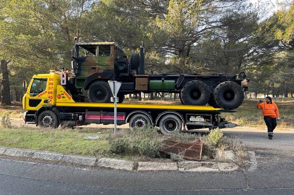 Transport camion militaire