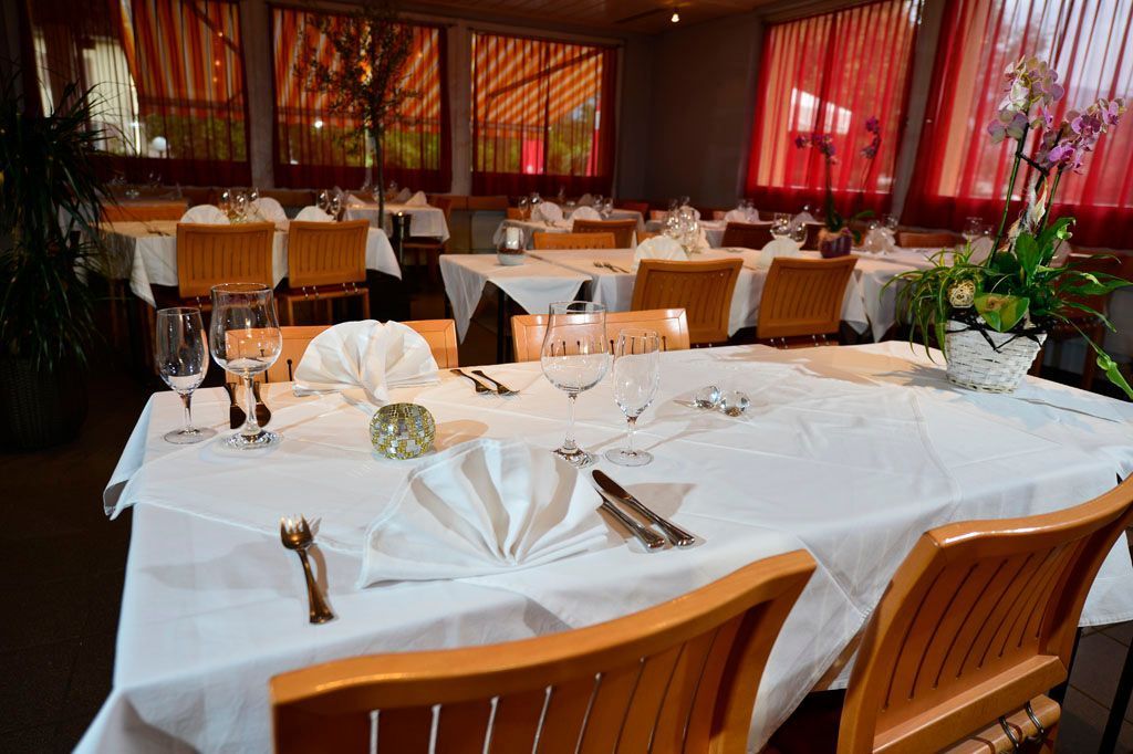 Der grosse Saal für festliche Anlässe und grössere Gruppen.
