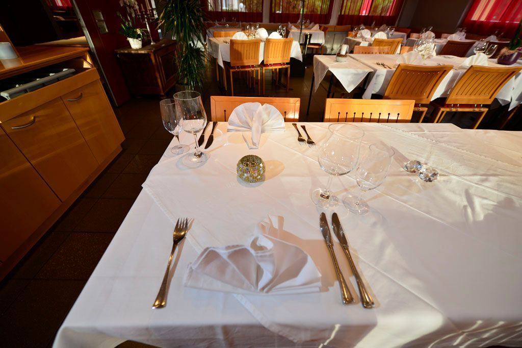 Der grosse Saal für festliche Anlässe und grössere Gruppen.