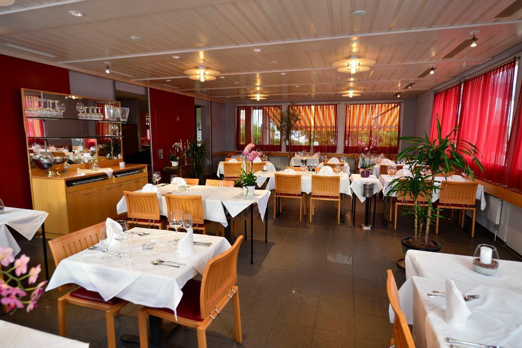 Der grosse Saal für festliche Anlässe und grössere Gruppen.