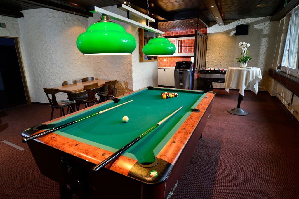 Bar im ersten Stock.