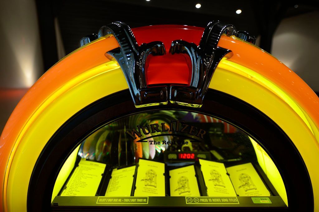 Bar im ersten Stock.