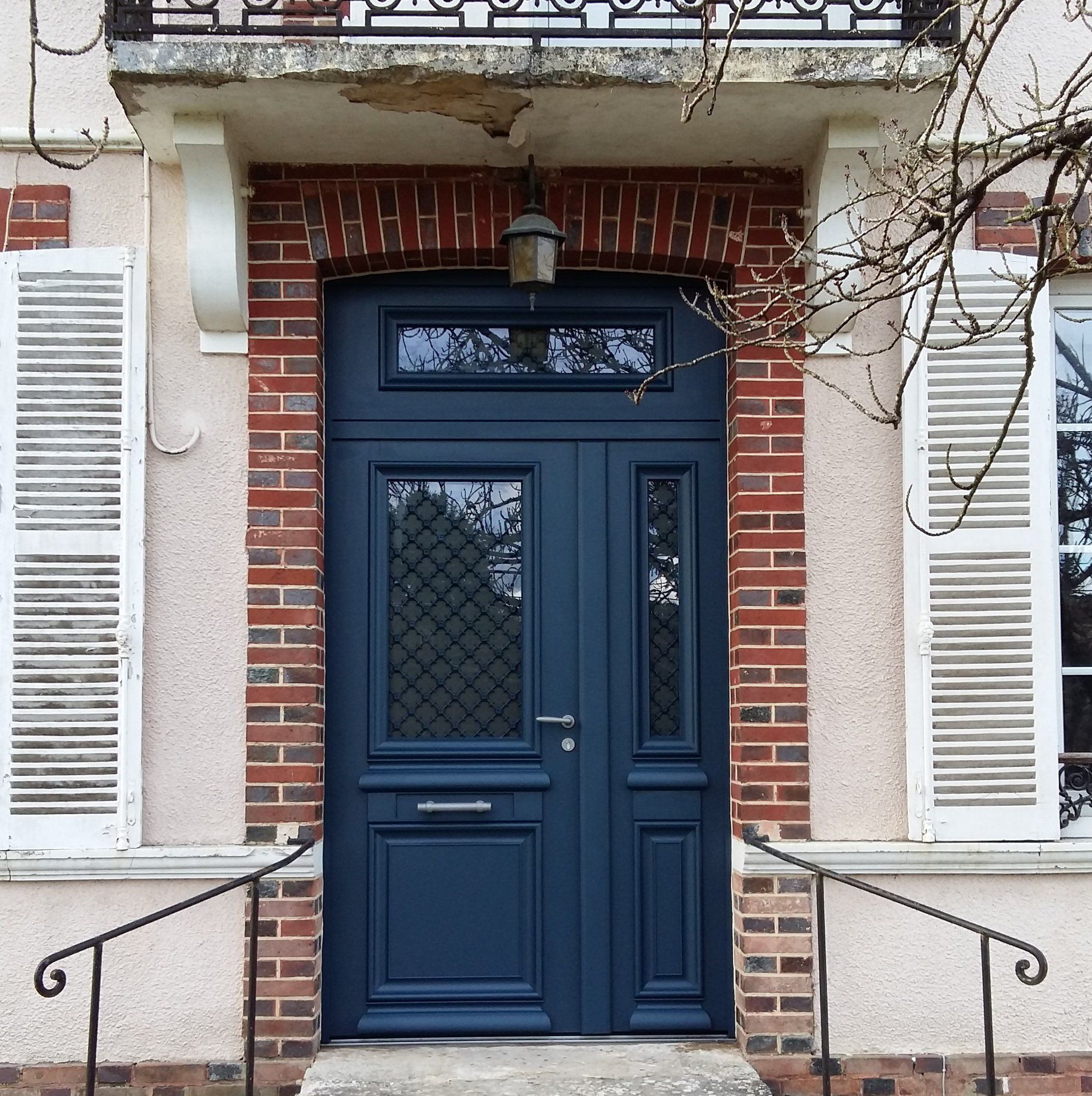 porte d'entrée en bois