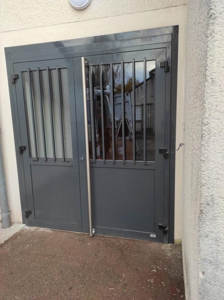 Porte vantaux aluminium