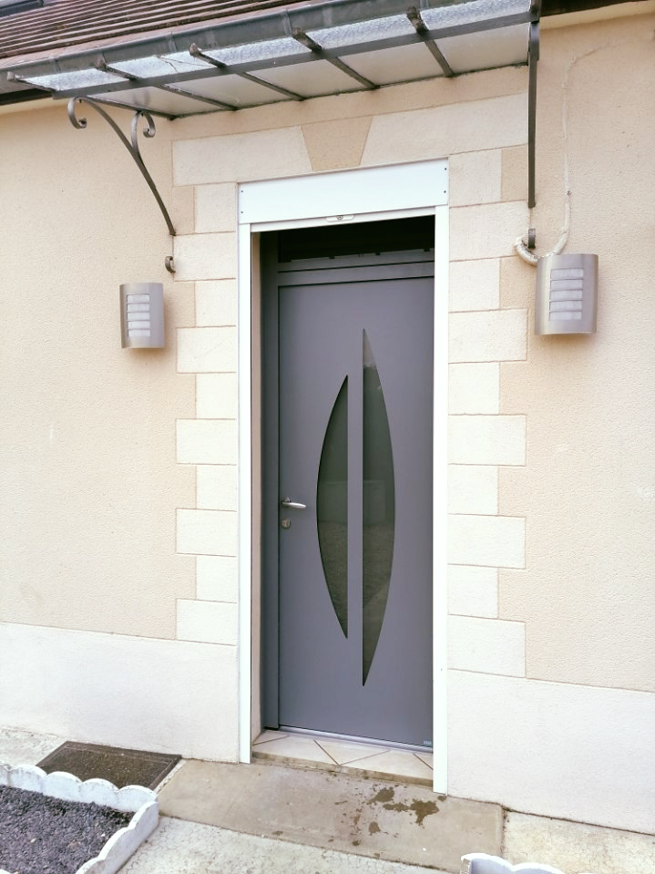 porte d'entrée en aluminium
