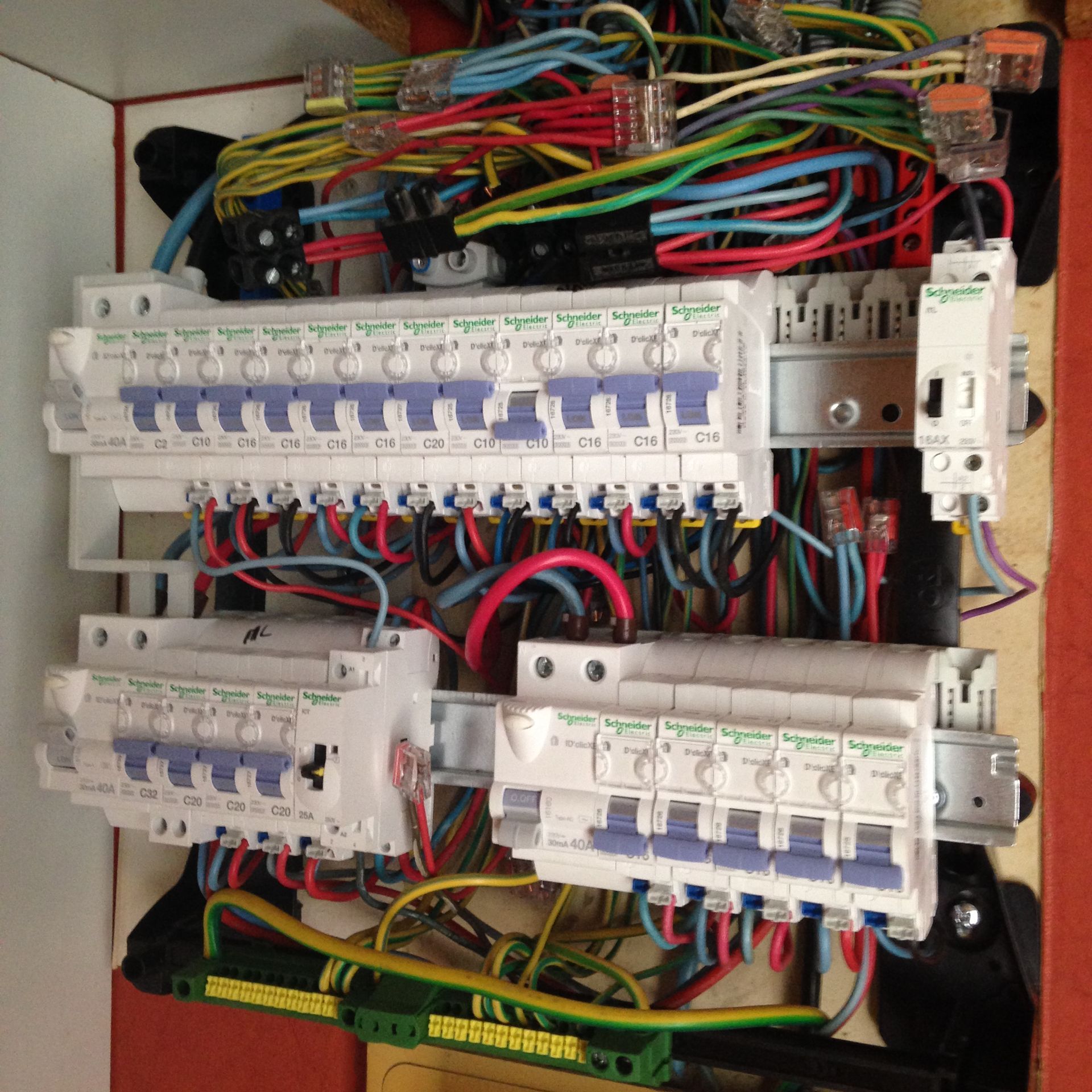 Tableau électrique après mise aux normes