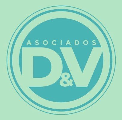 Logo circular turquesa de &ldquo;ASOCIADOS D&V&rdquo; en letras blancas.