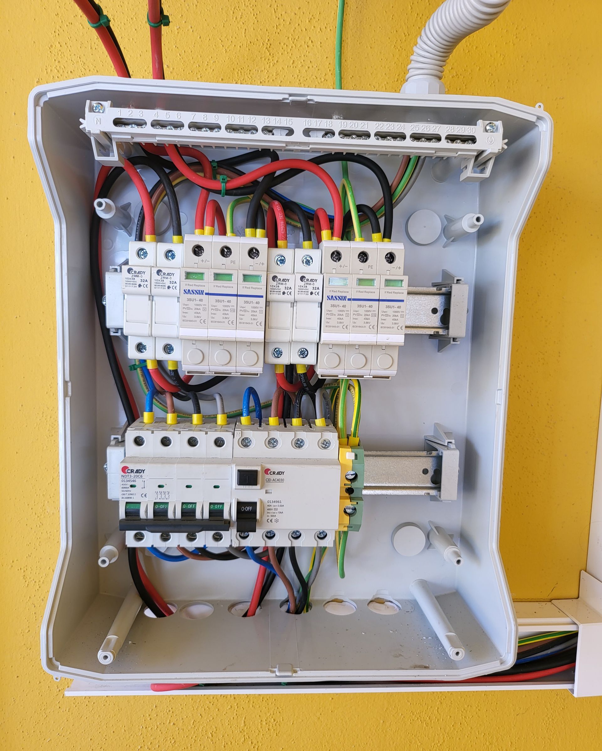 Electricista Málaga 24H - www.jamelectrico.es