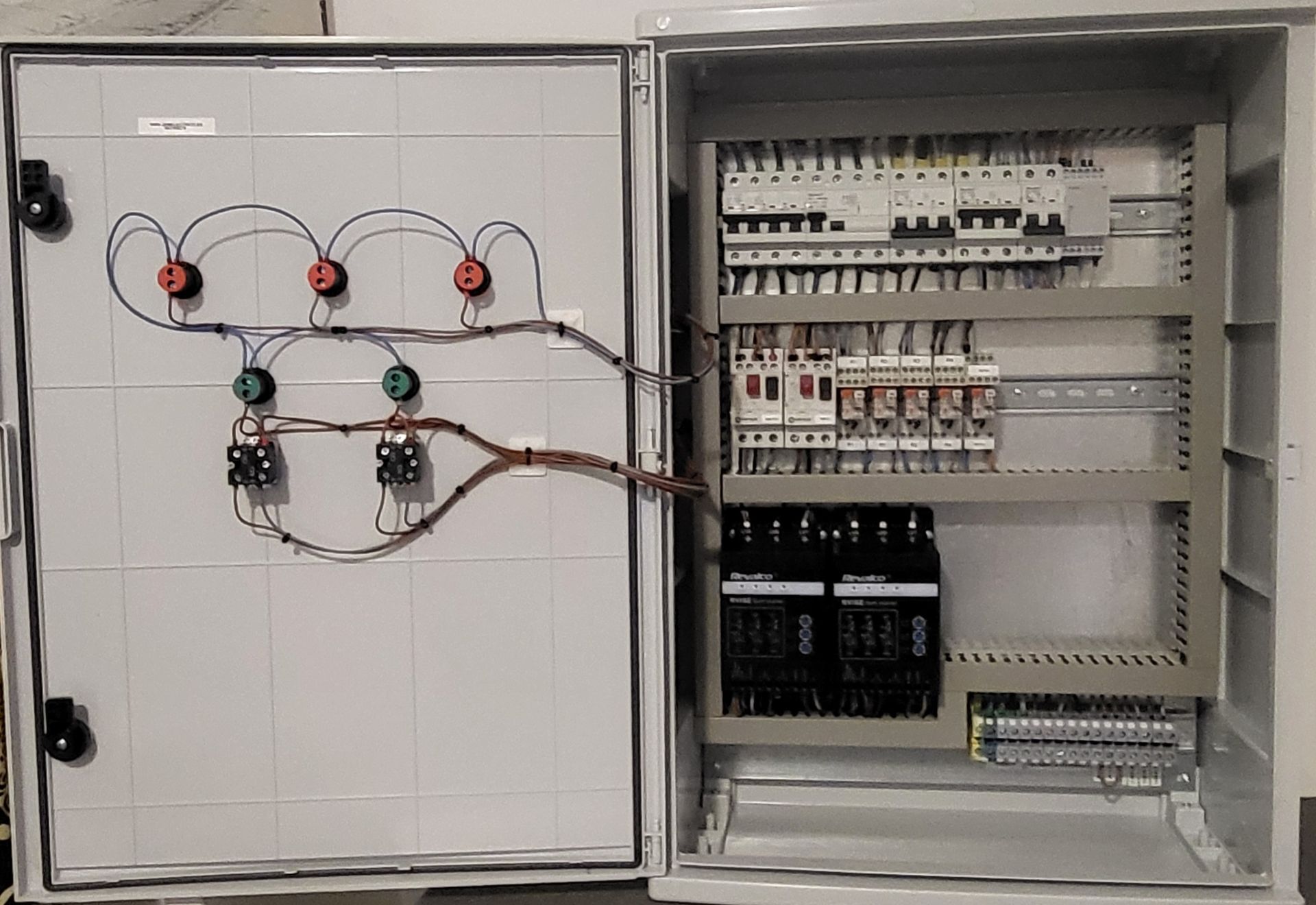 Electricista Málaga 24H - www.jamelectrico.es