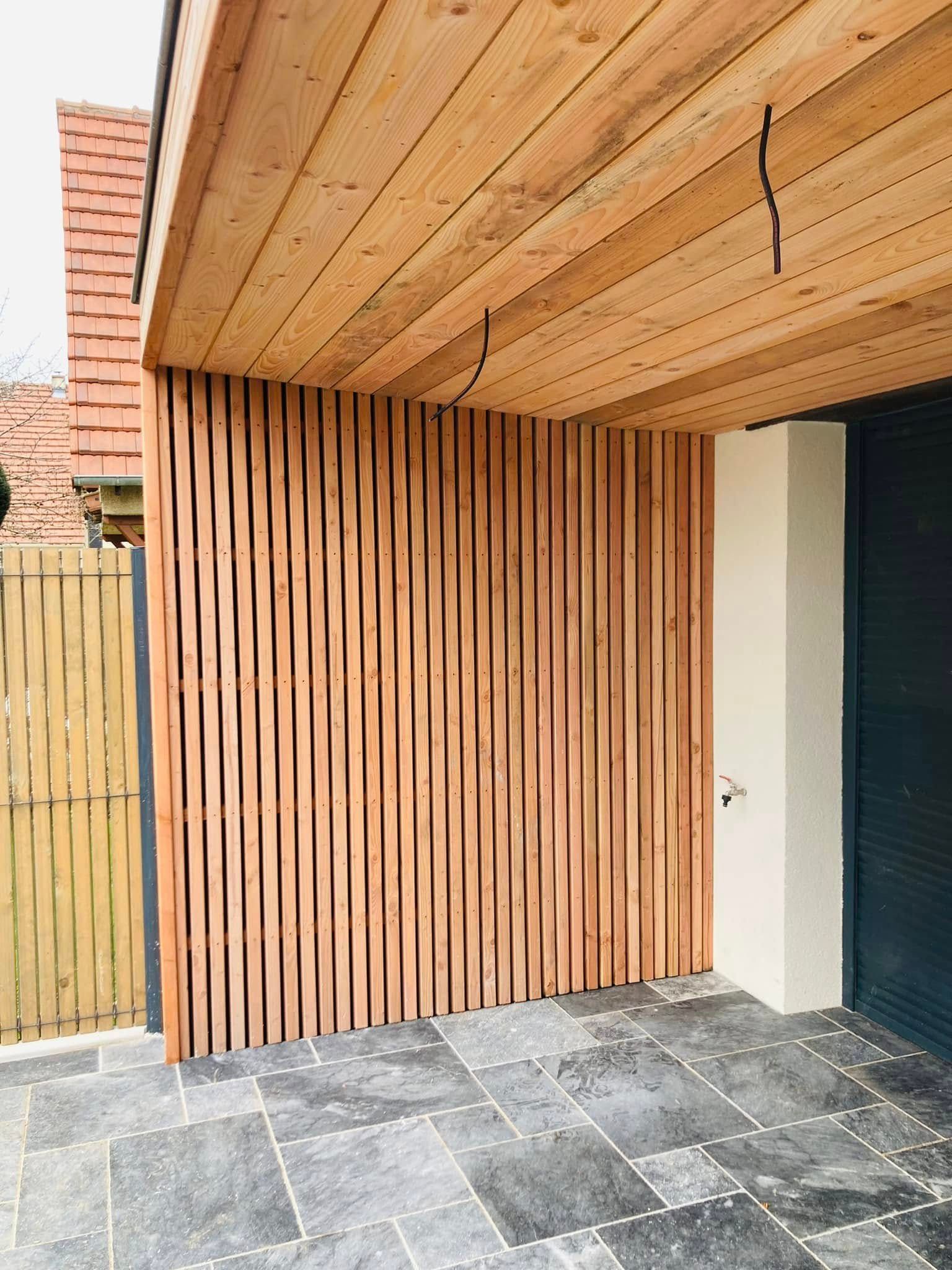 Bardage en bois clair