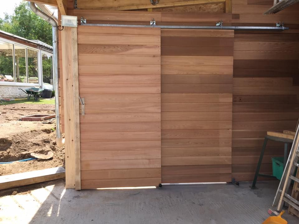 Porte à galandage en bois
