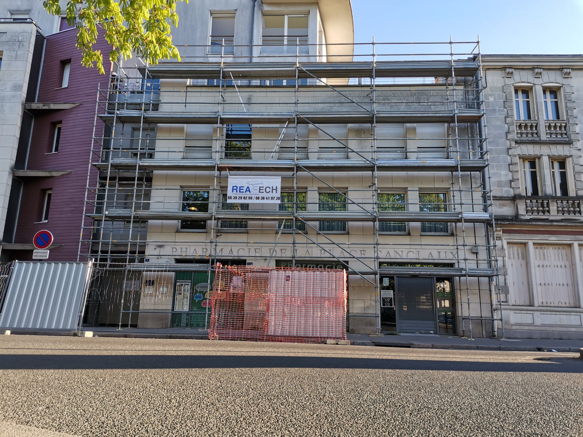 Échafaudage sur un chantier.