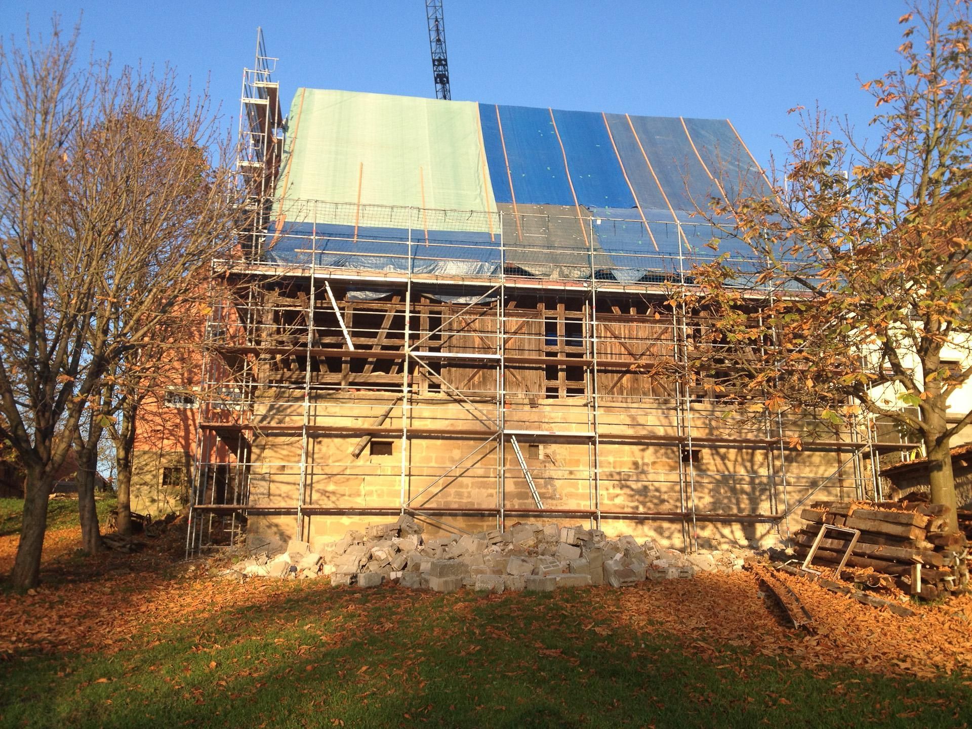 BMS Bau GmbH beleuchtete Schäune im Umbau