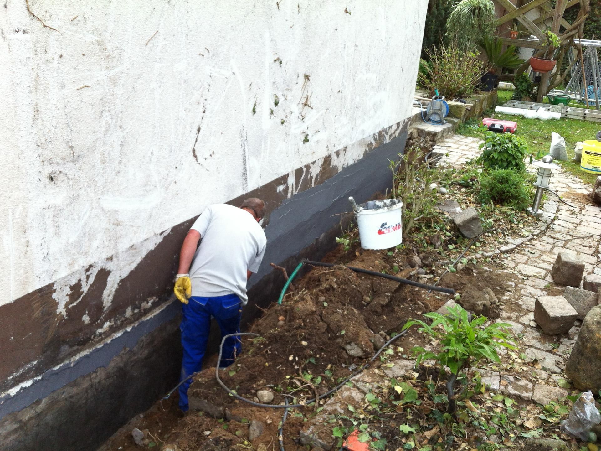 BMS Bau GmbH Sanierungsarbeiten an der Außenwand