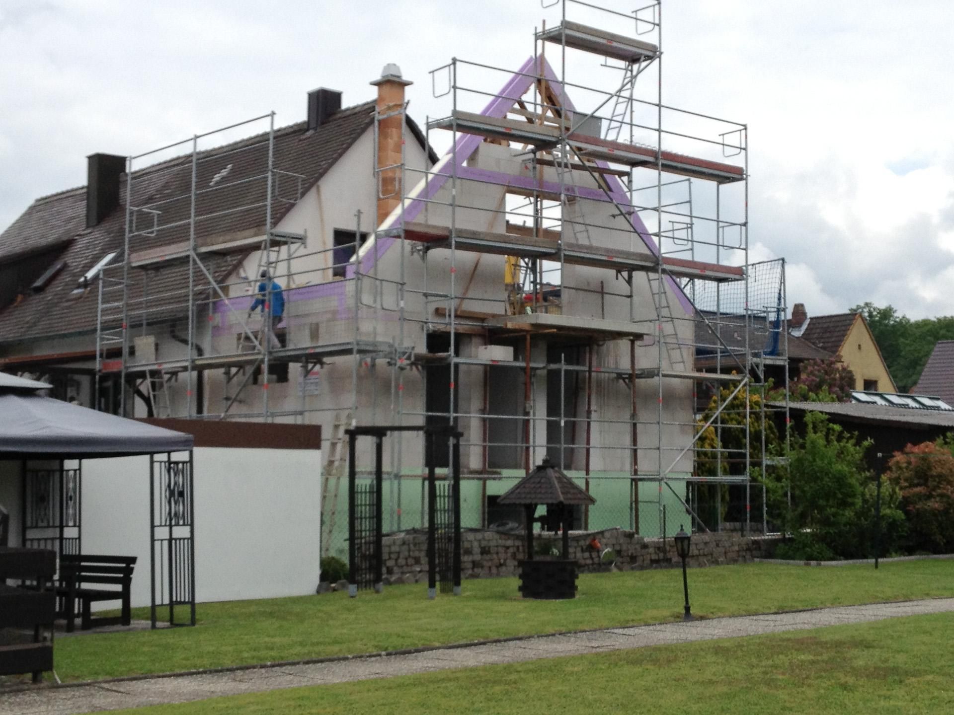 BMS Bau GmbH Wohnhauserweiterung und Gerüst