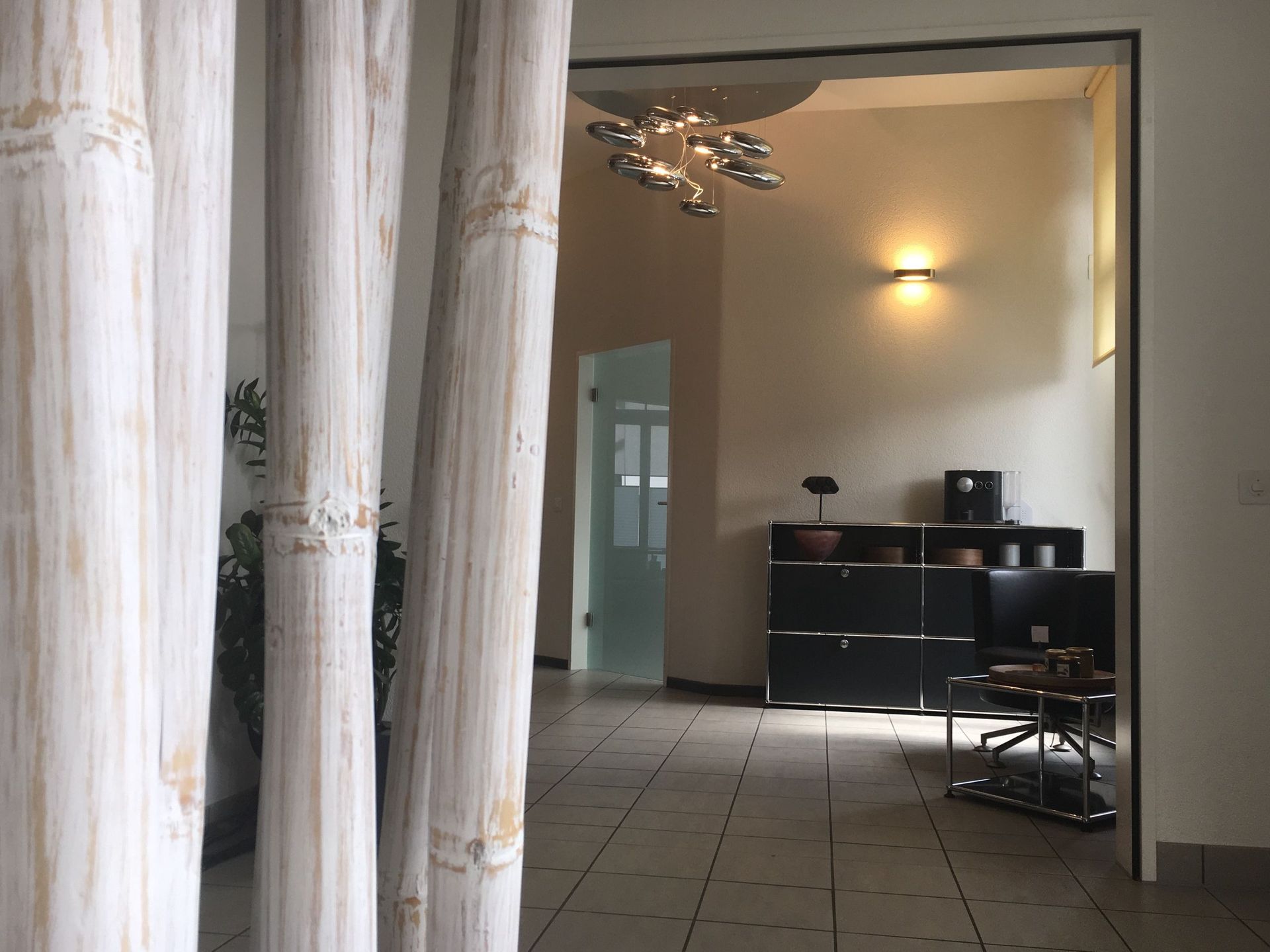 Wartebereich - Zahnärzte Bremgarten GmbH