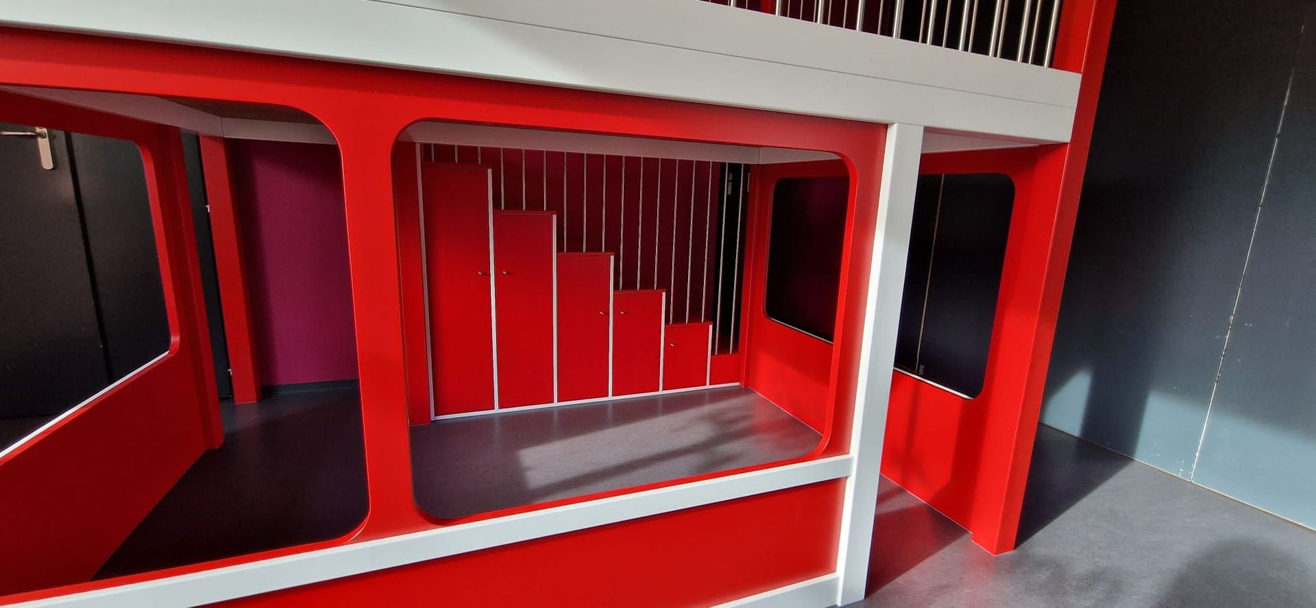 Cabane avec mezzanine Pompier pour l'UAPE de Troistorrents