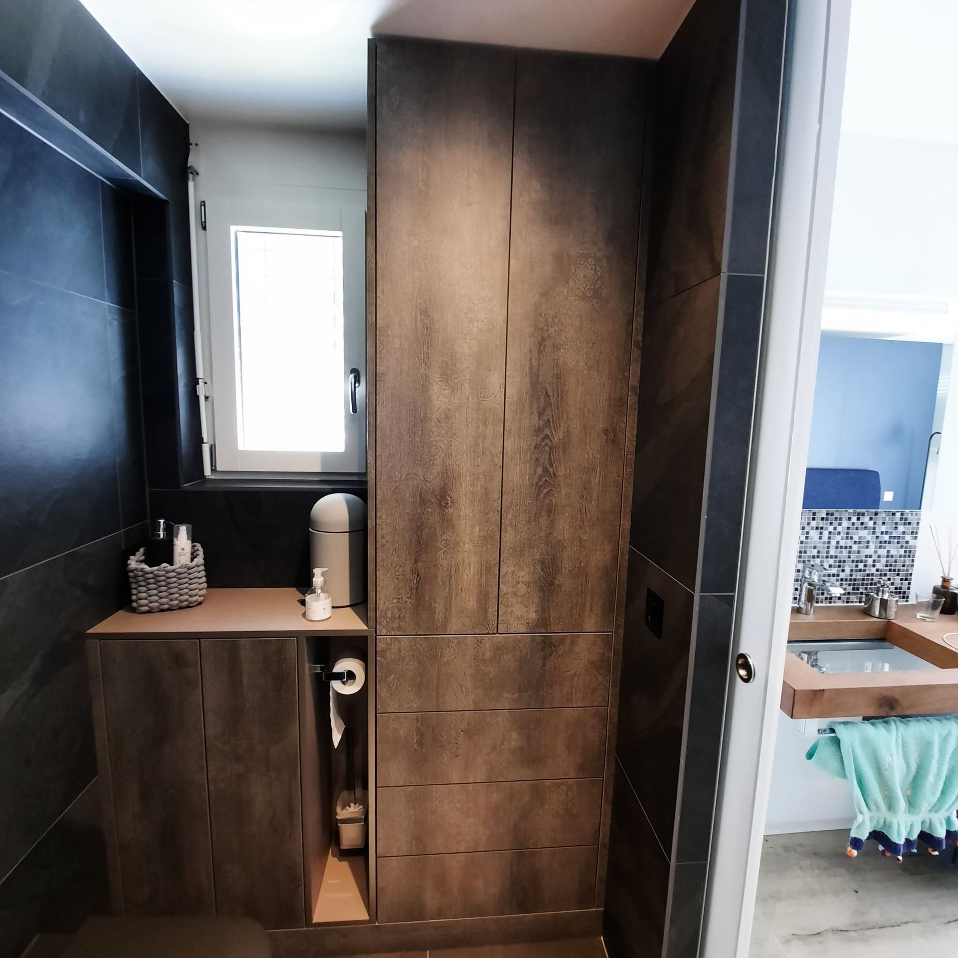 Meuble sdb en stratifié