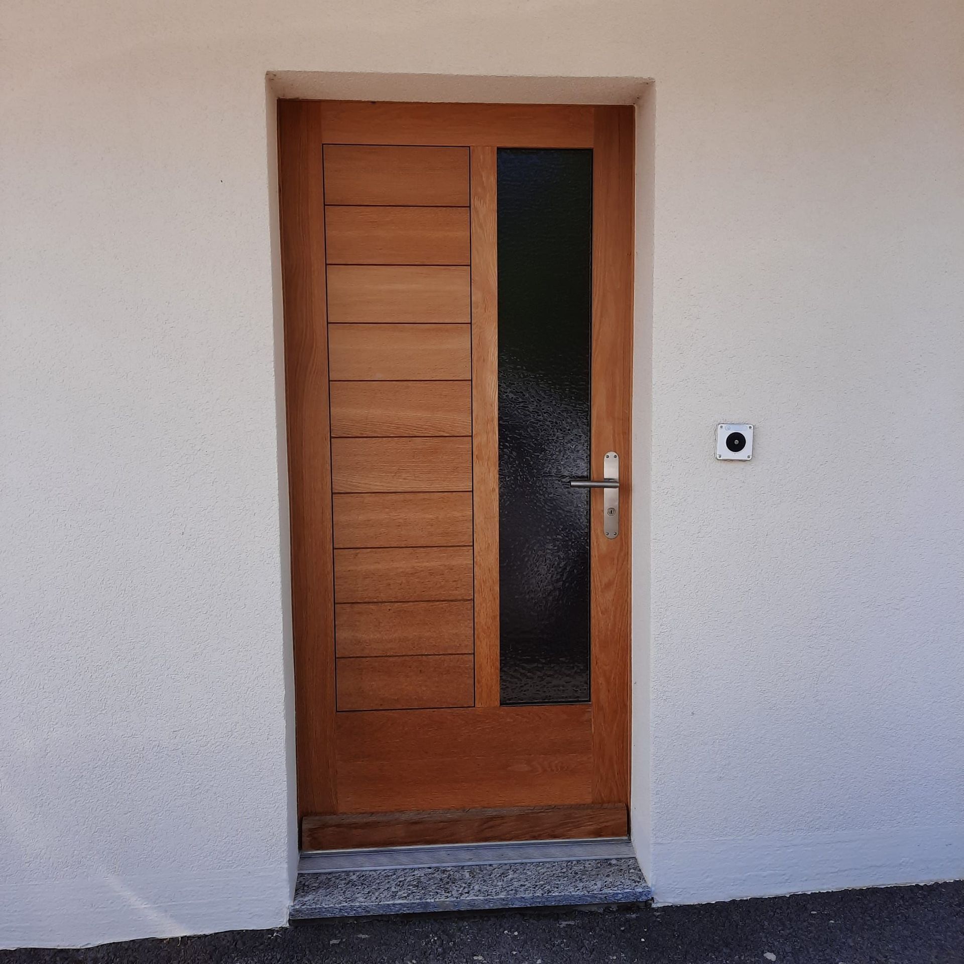 Porte d'entrée en chene