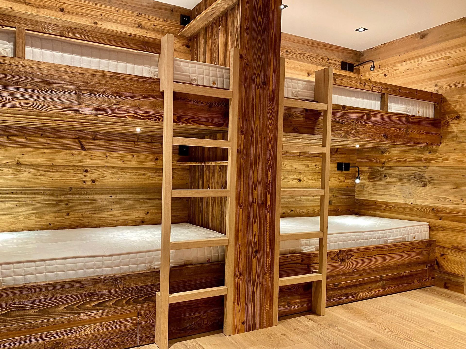 Lit sur mesure avec tiroir