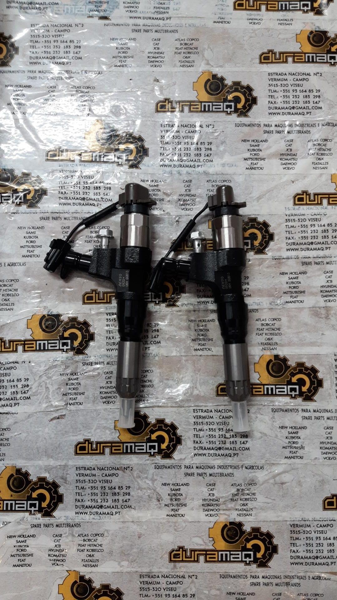 Injector kobelco SK210/ motor Hino J05EUM