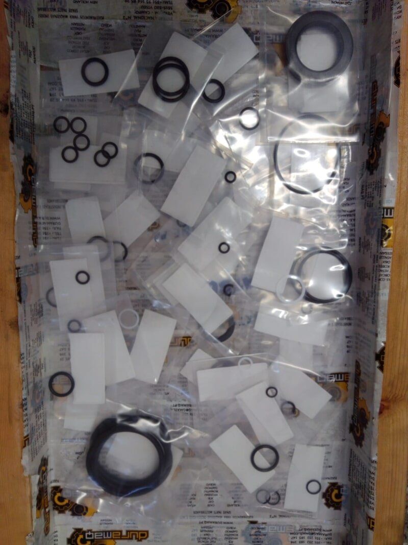 Kit Vedantes Bomba Hidráulica KOMATSU PC240