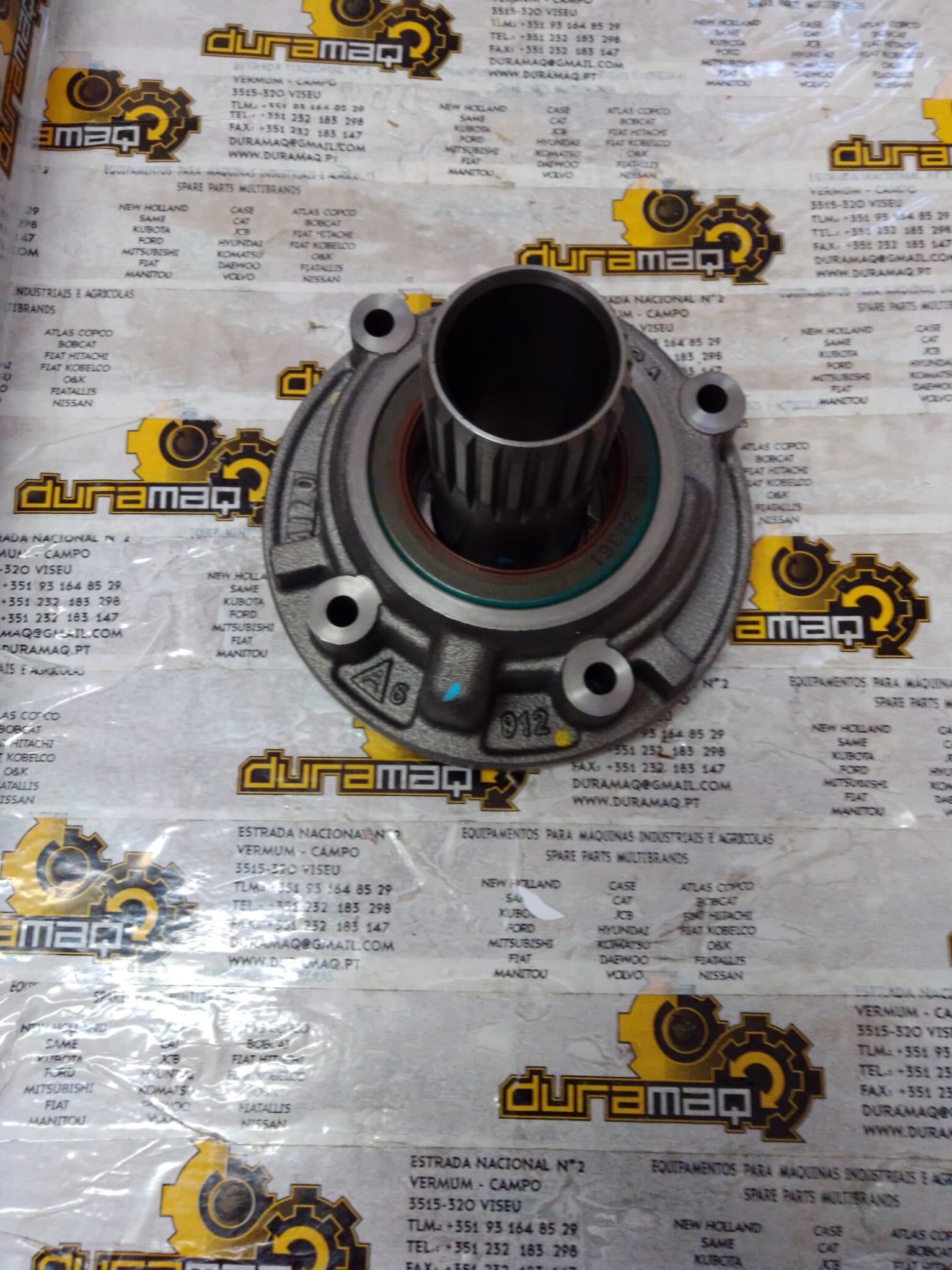 Bomba de Torque / Transmissão New Holland B95