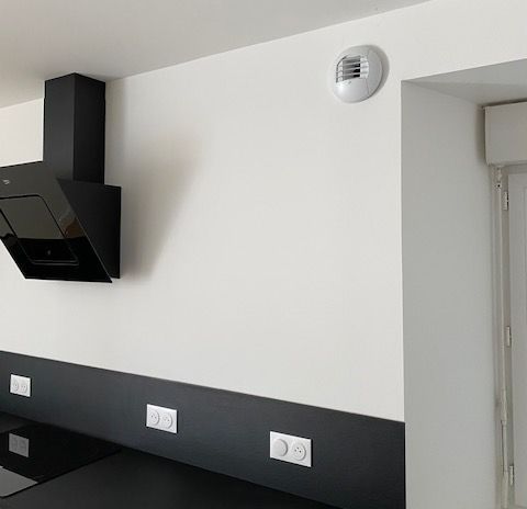 Grille de ventilation dans la cuisine.