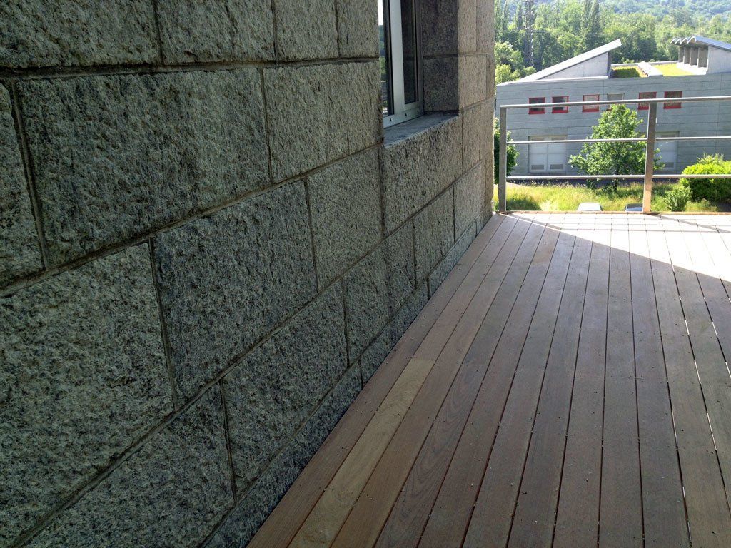 ROSSI EBENISTERIE SA - Terrasse et extérieur