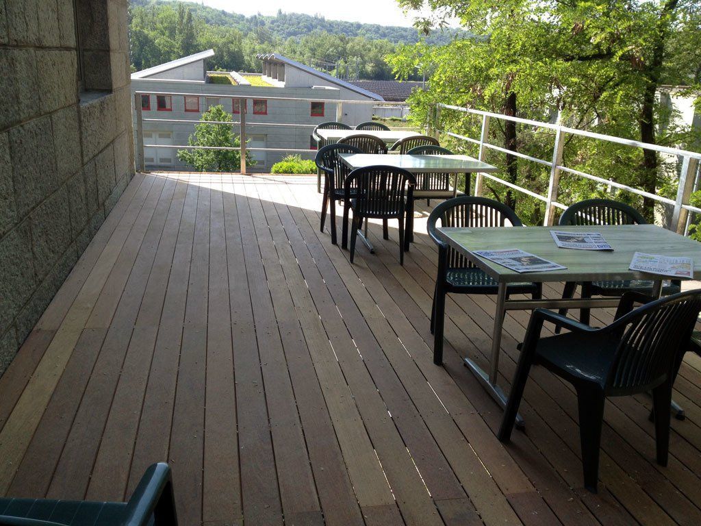 ROSSI EBENISTERIE SA - Terrasse et extérieur