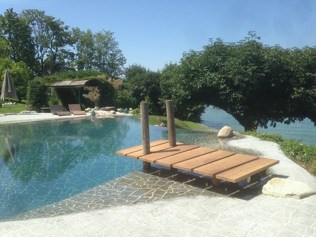 ROSSI EBENISTERIE SA - Terrasse et extérieur