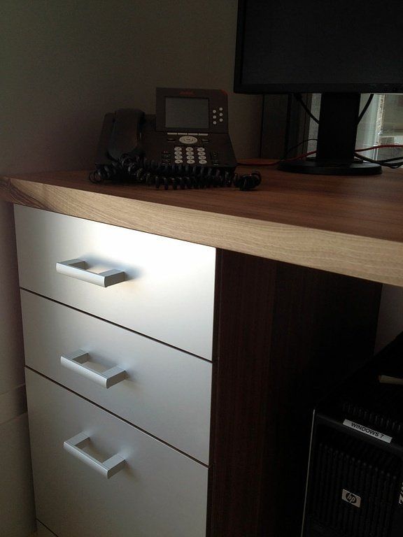 ROSSI EBENISTERIE SA - Mobilier divers