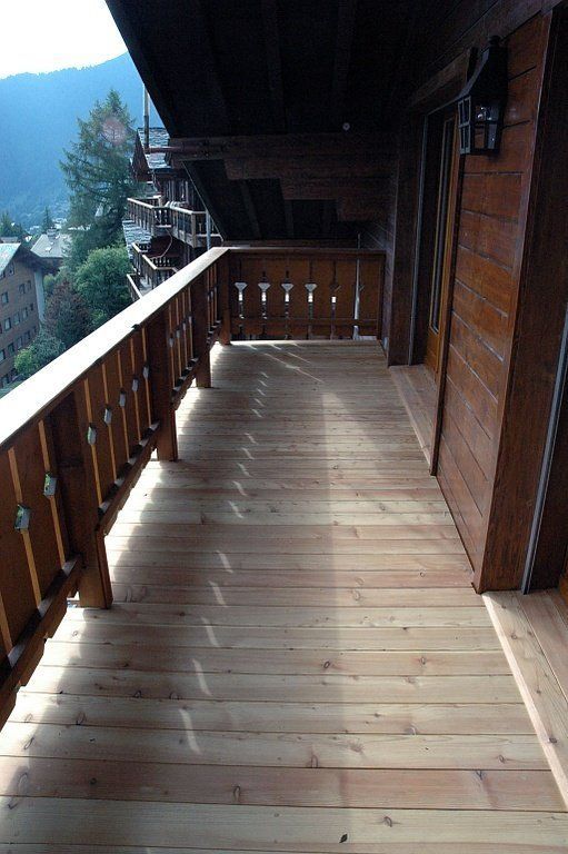 ROSSI EBENISTERIE SA - Terrasse et extérieur