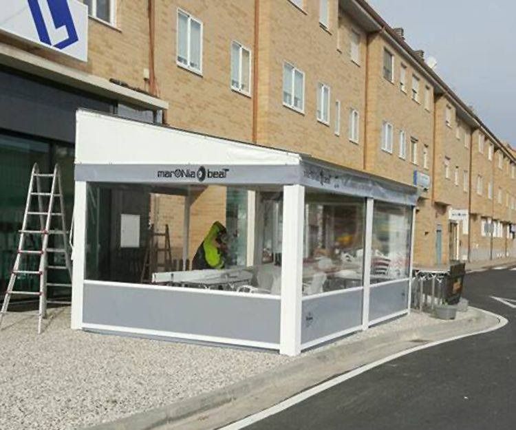 Cerramiento móvil en terraza legal en Zaragpza