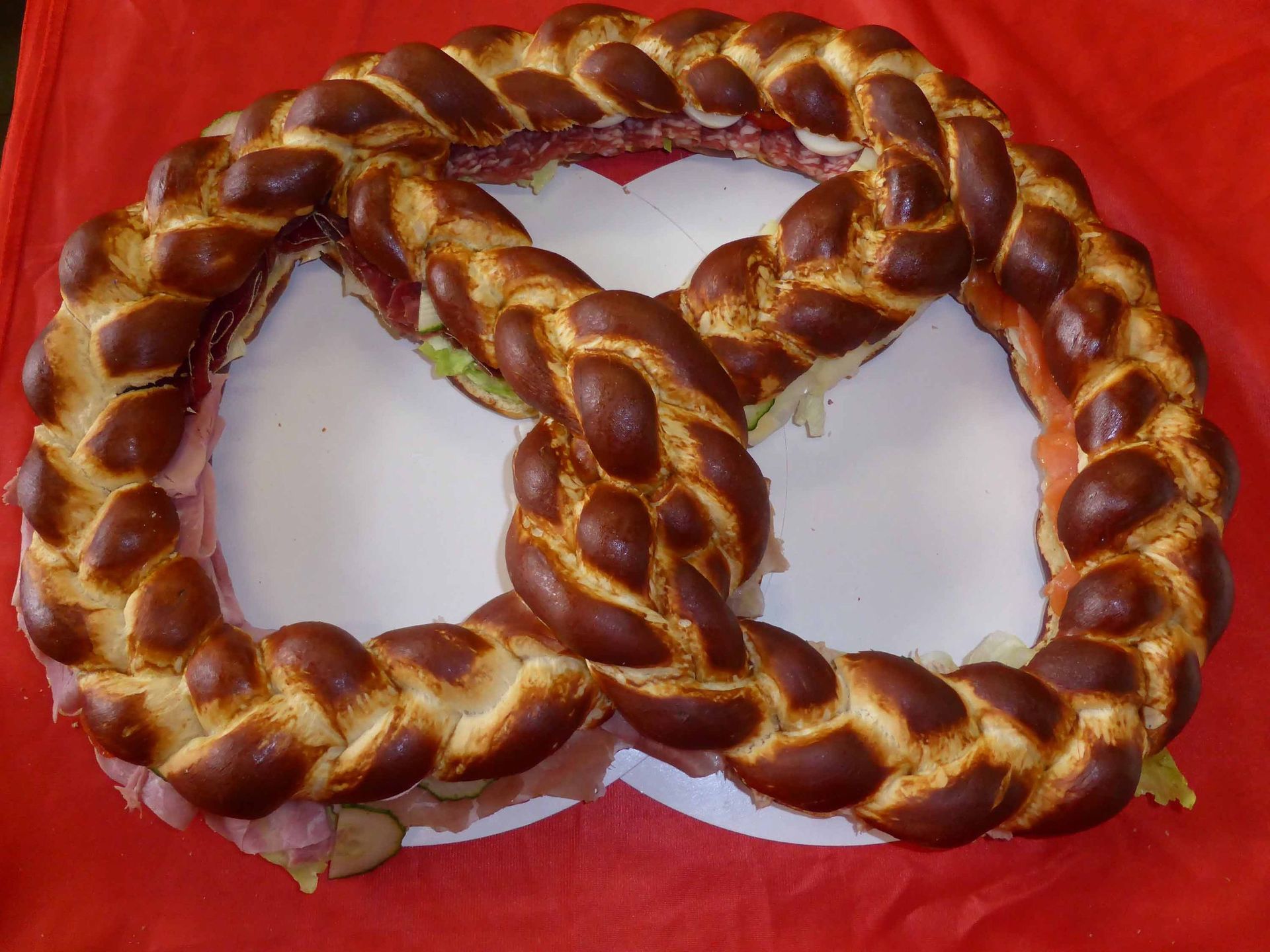 Bretzel gefüllt - Bäckerei und Konditorei in Laax