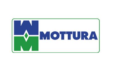Logo Mottura bleu et vert à l'intérieur d'un fin rectangle aux contours verts